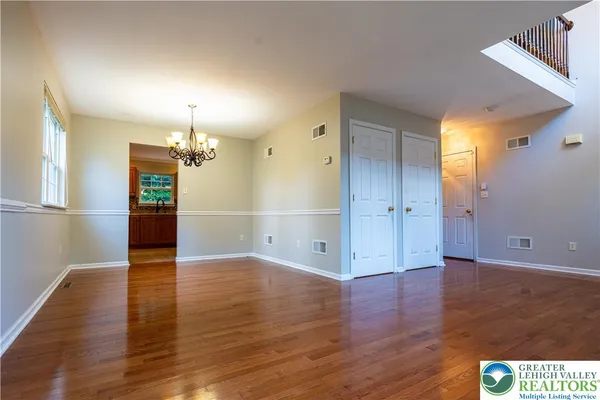 $2,800 | 127 Highlands Circle, Easton, PA 18042