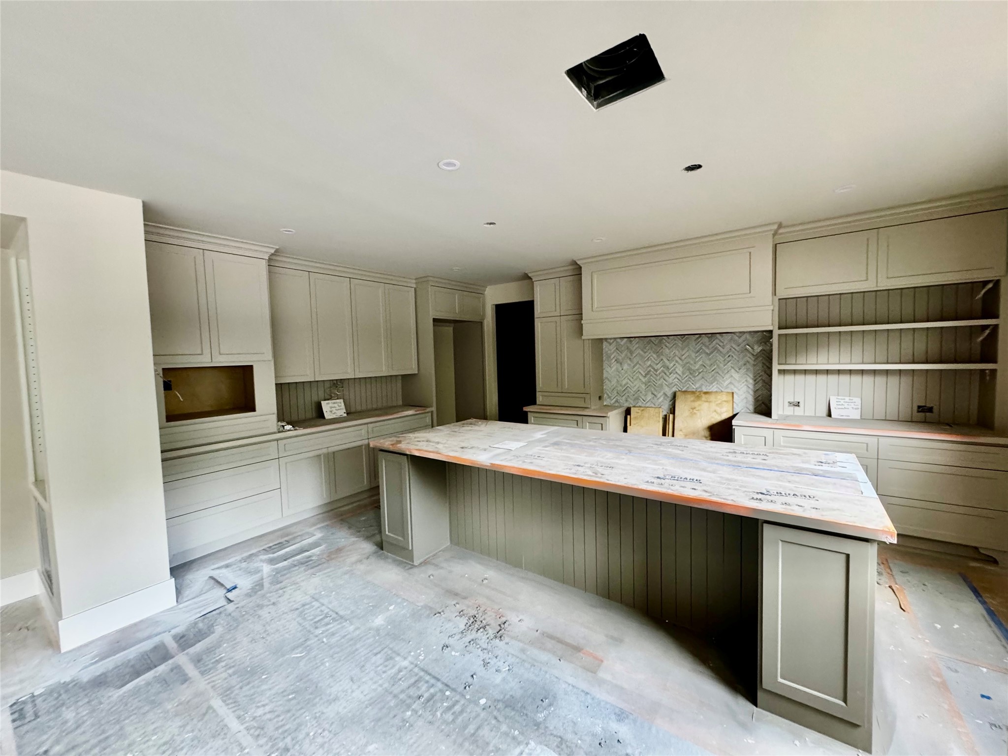 2602 Whitney Street Houston, TX 77006 - Photo 5 of 16 Expansive gourmet island kitchen;