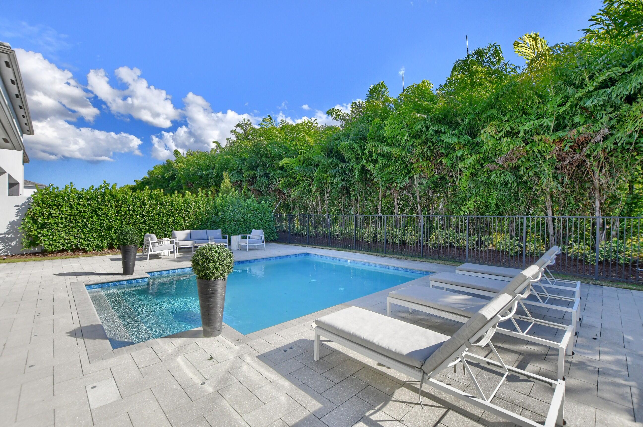 17341 Sparkling River Road Boca Raton, FL 33496 - Photo 19 of 32 D948736C-9778-4CBD-86C0-8A9B4790590E