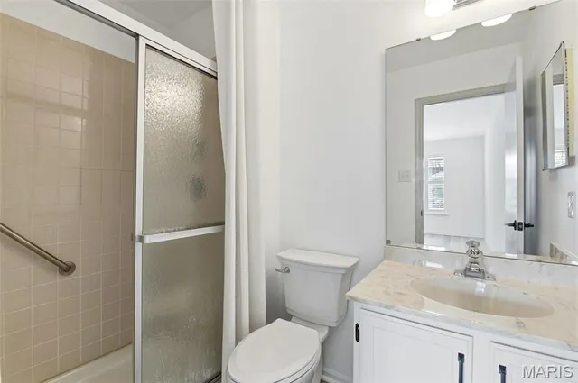 $240,000 | 604 Pine Ridge Trails Court, Unit 202, Ballwin, MO 63021