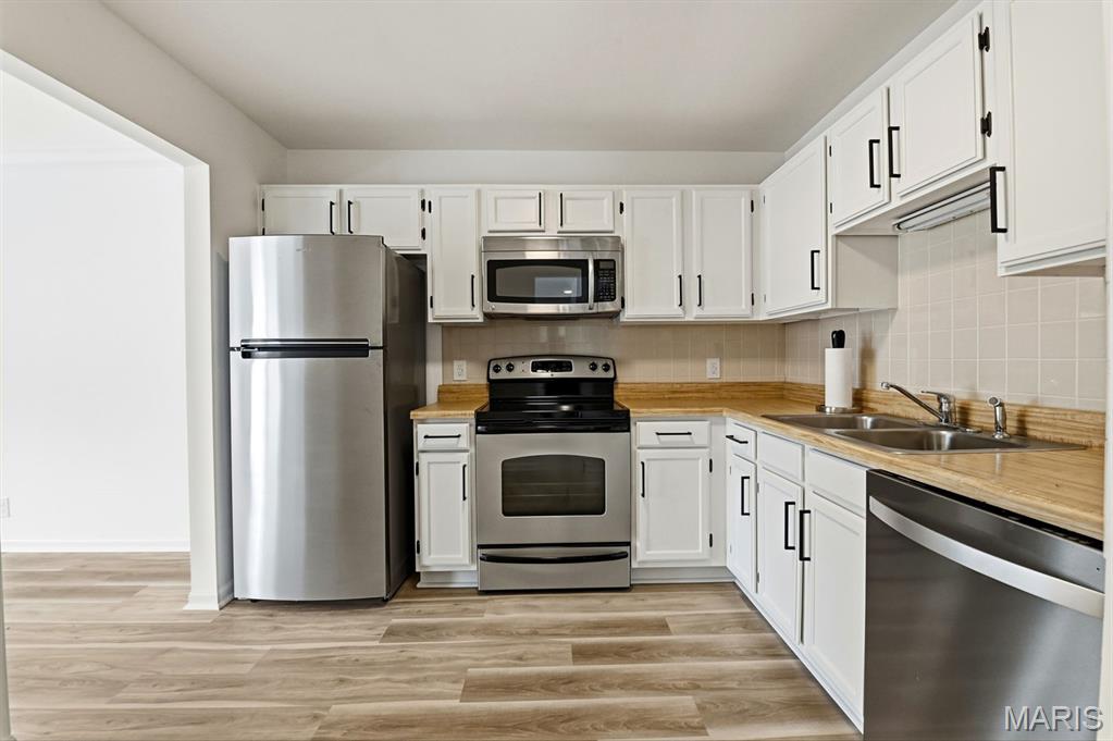 604 Pine Ridge Trails Court, Unit 202 Ballwin, MO 63021 - Photo 10 of 25