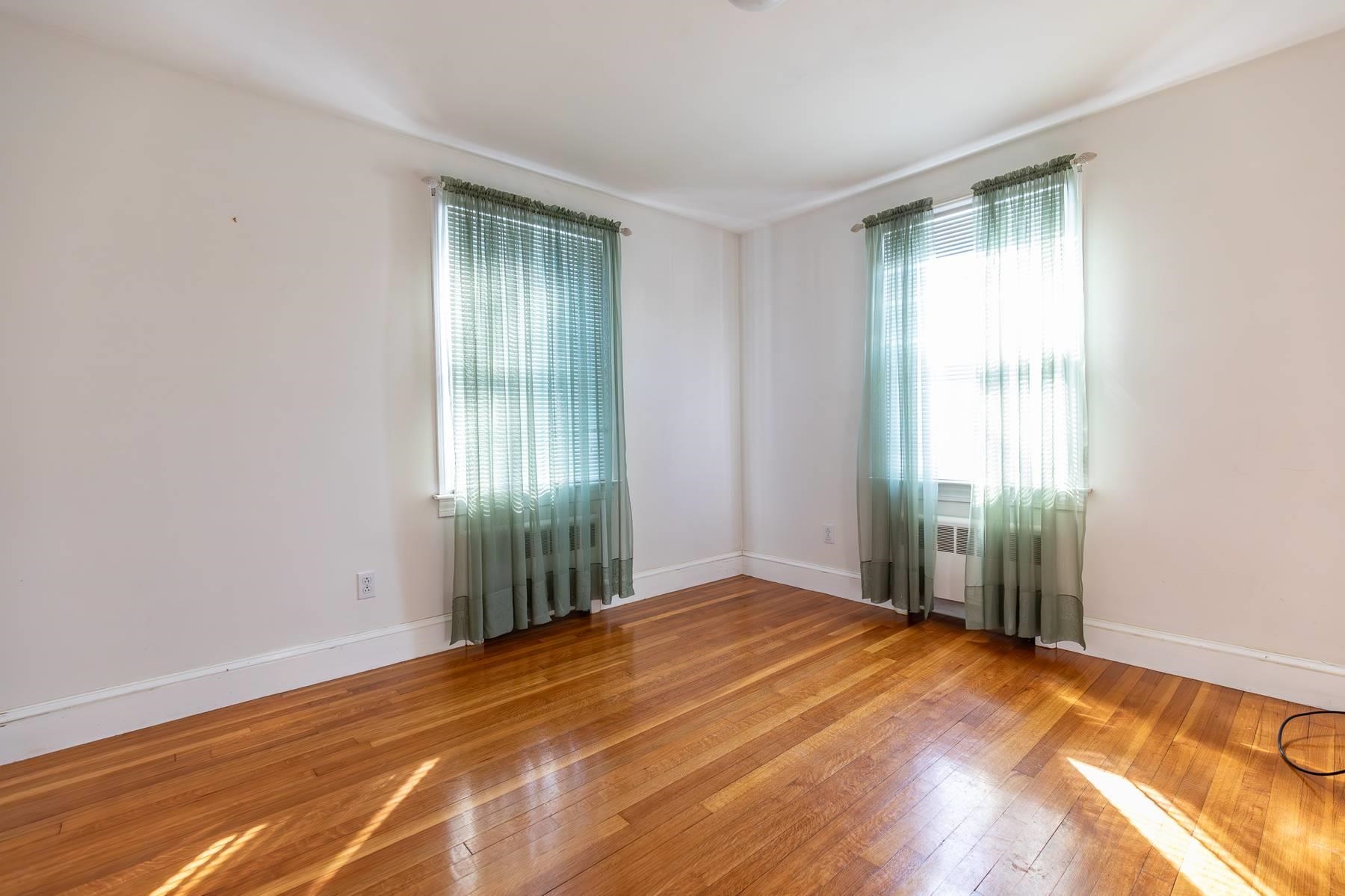 962 Montgomery Street Manchester, NH 03102 - Photo 30 of 51