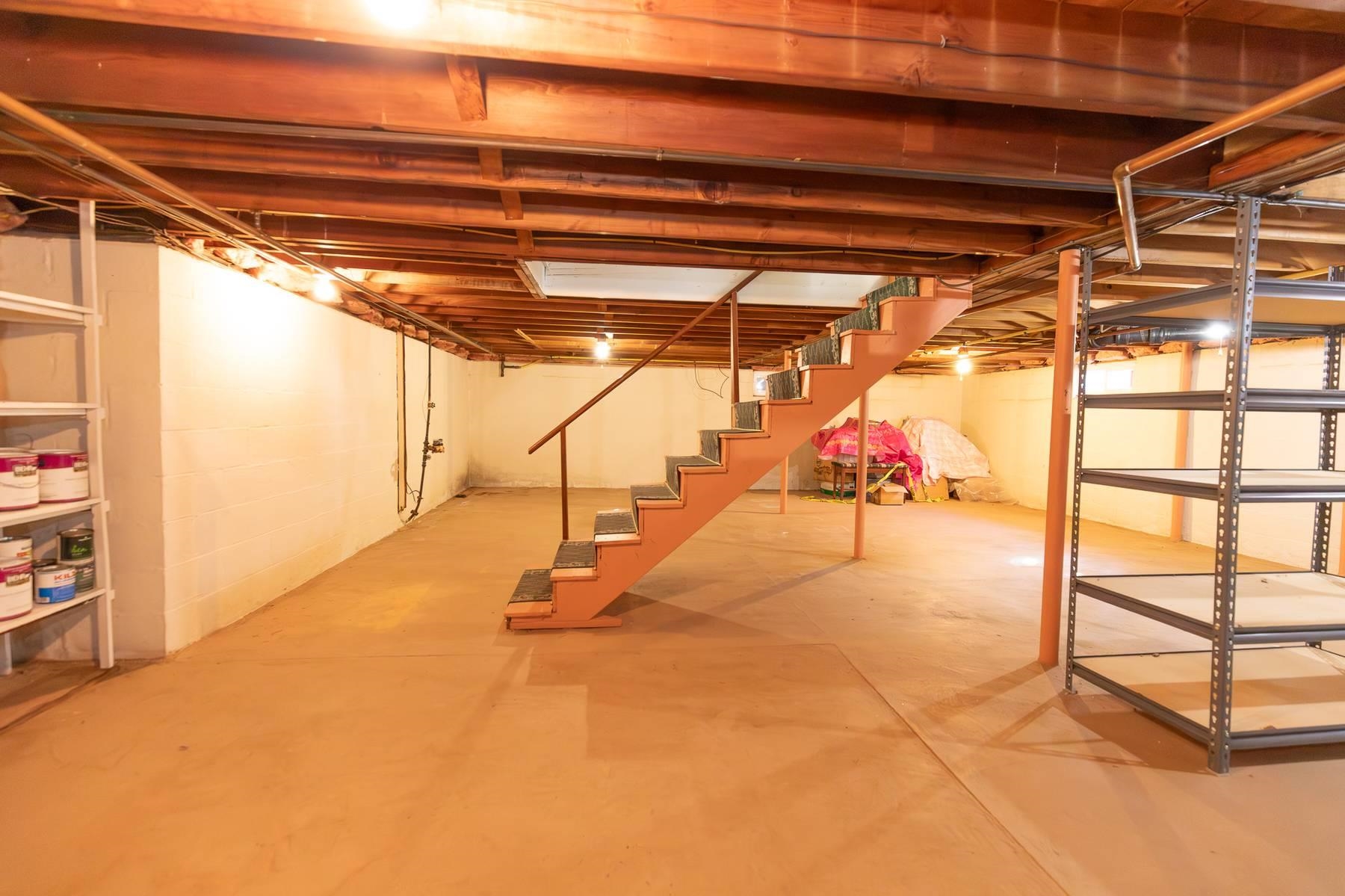 962 Montgomery Street Manchester, NH 03102 - Photo 39 of 51