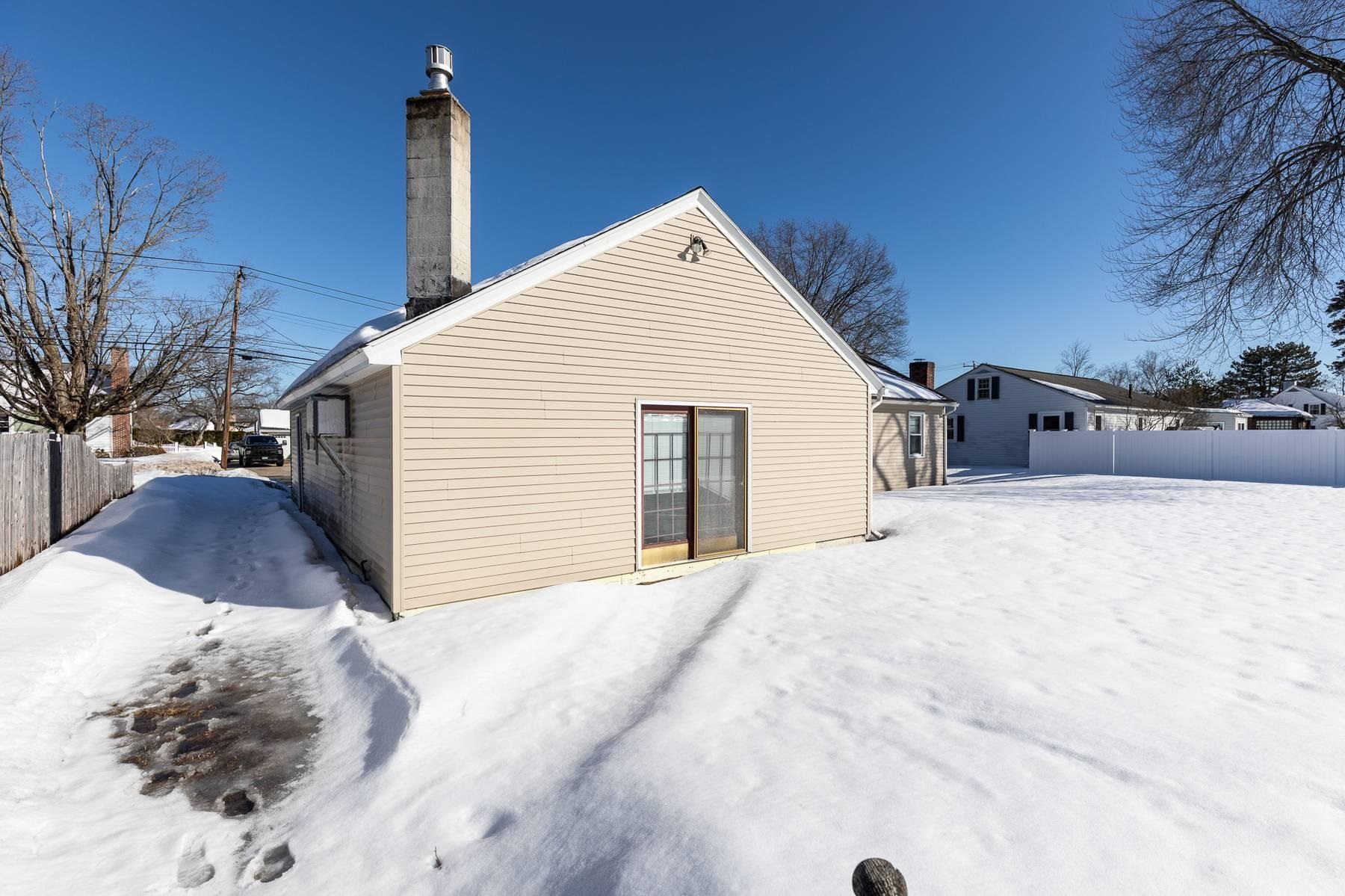 962 Montgomery Street Manchester, NH 03102 - Photo 43 of 51