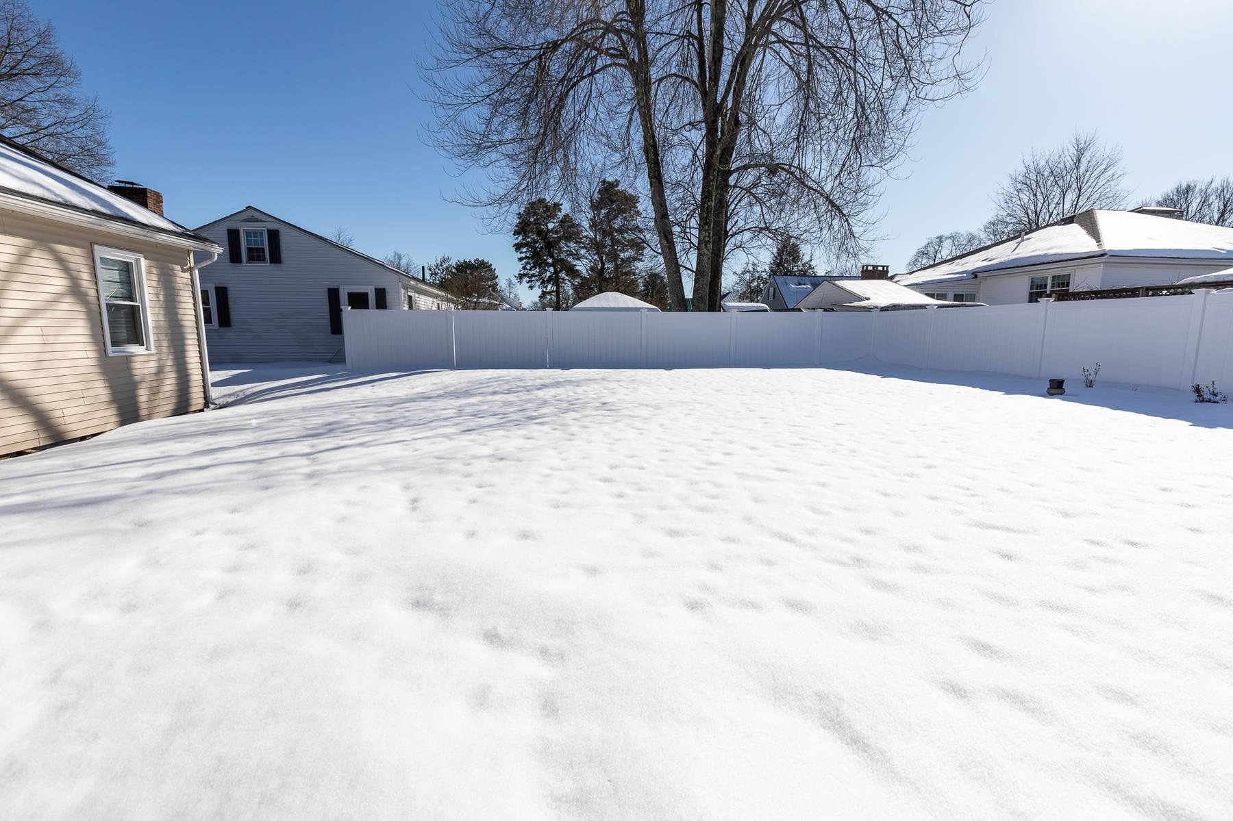 962 Montgomery Street Manchester, NH 03102 - Photo 46 of 51