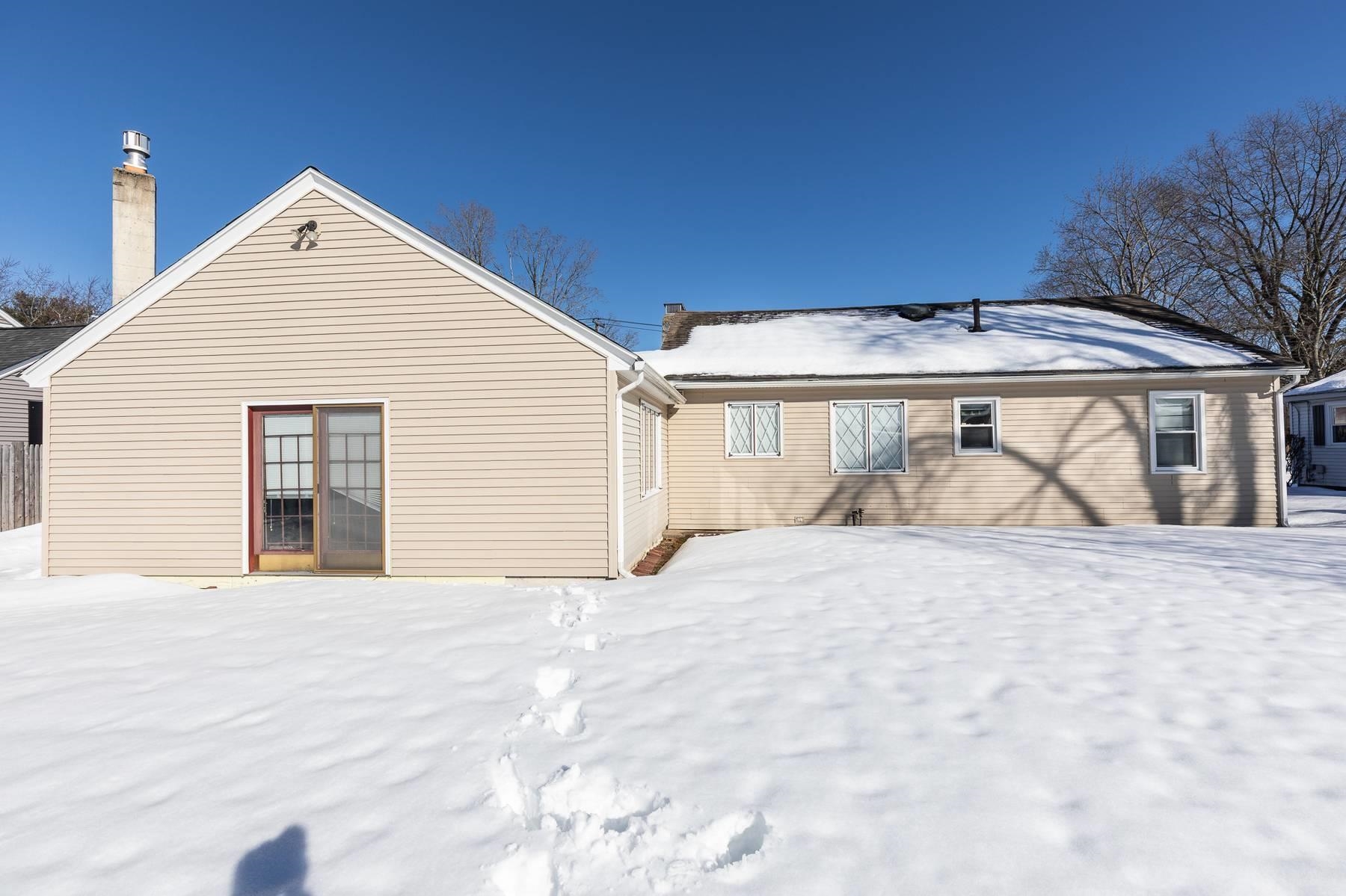 962 Montgomery Street Manchester, NH 03102 - Photo 47 of 51