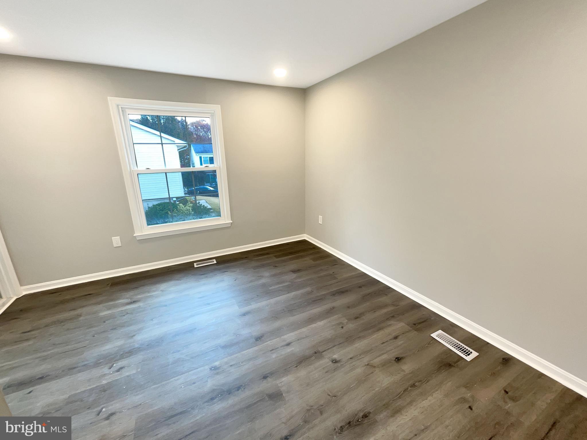6824 Ben Franklin Road Springfield, VA 22150 - Photo 12 of 17
