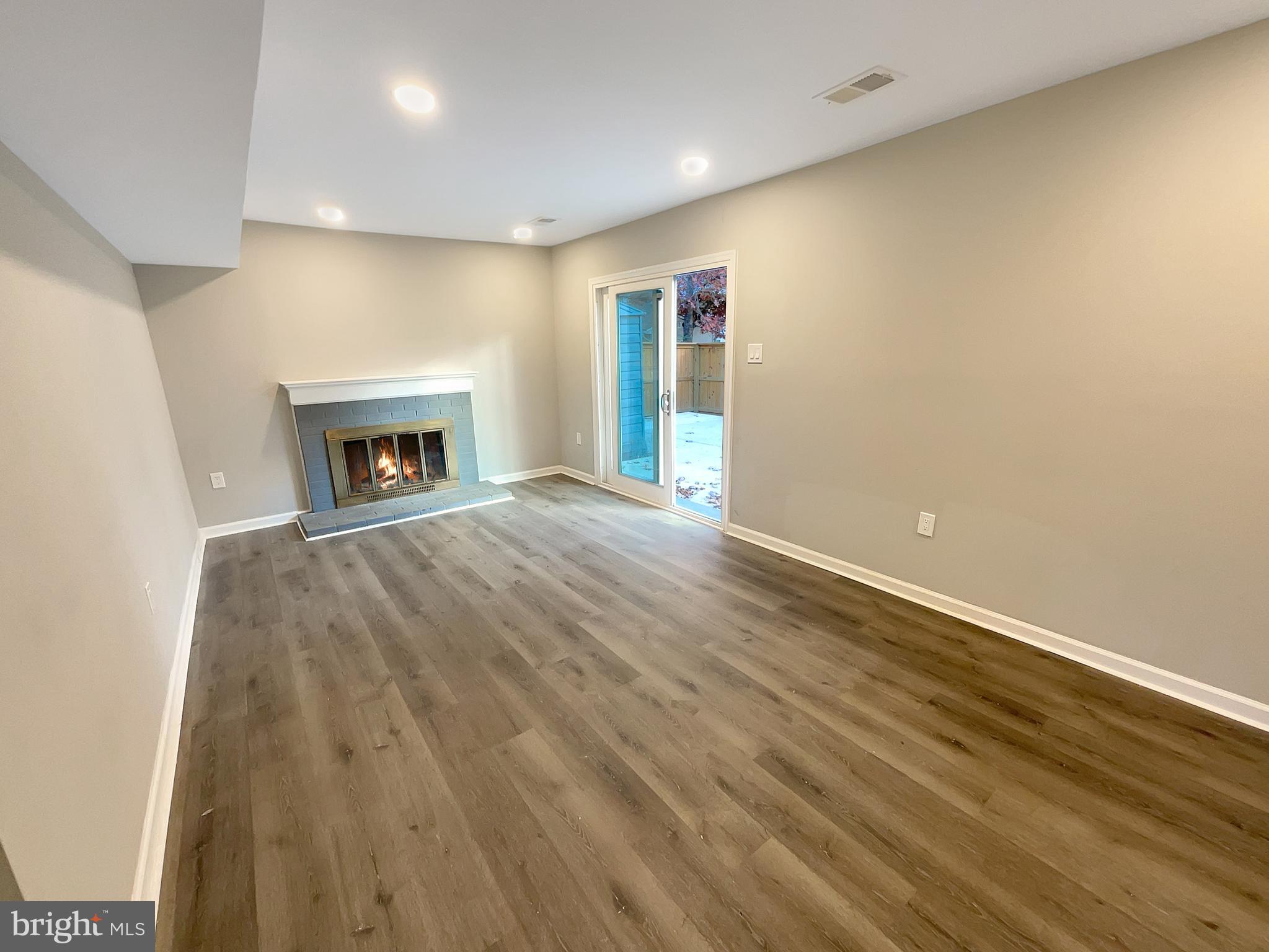 6824 Ben Franklin Road Springfield, VA 22150 - Photo 3 of 17