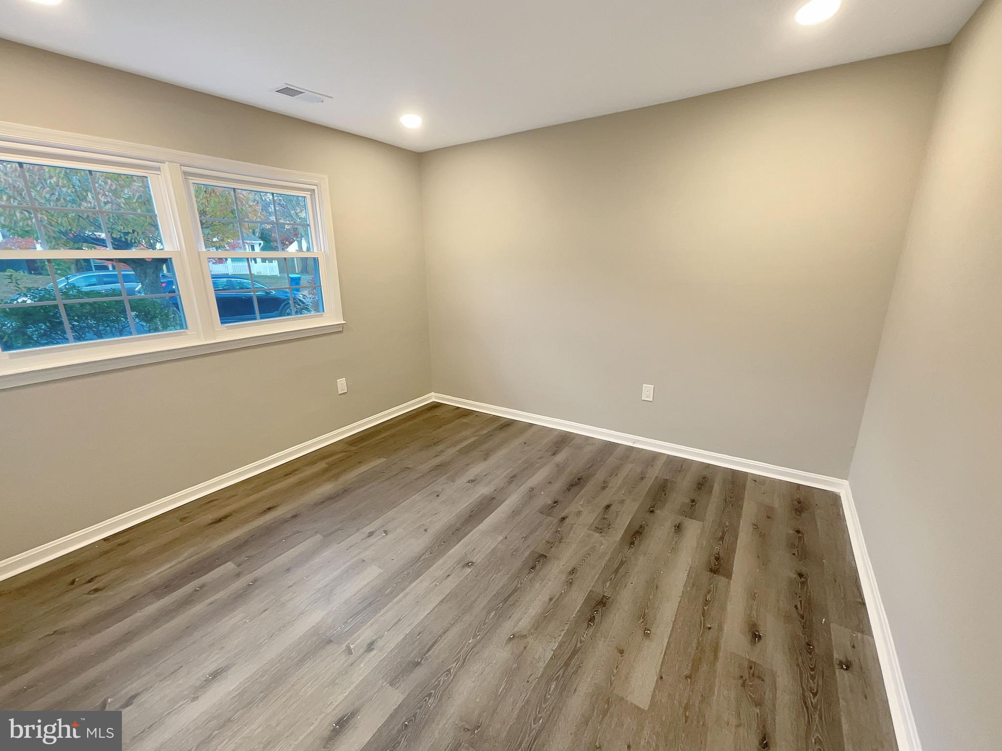 6824 Ben Franklin Road Springfield, VA 22150 - Photo 5 of 17
