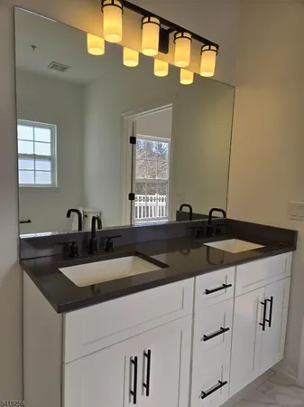 $459,999 | 43 Forest Drive, Piscataway, NJ 08854