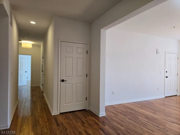 $459,999 | 43 Forest Drive, Piscataway, NJ 08854