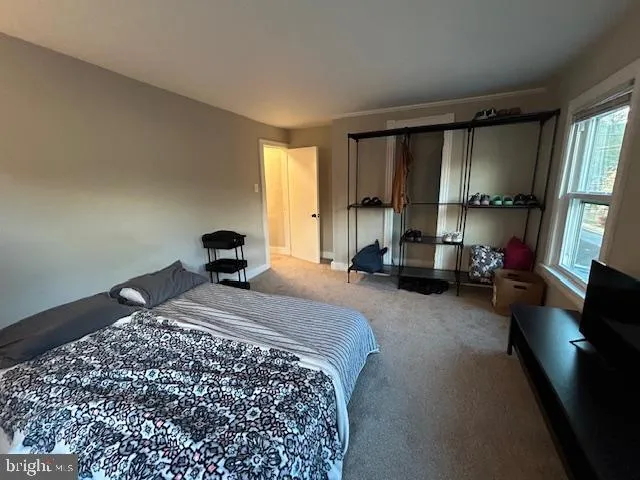 wooden floor and closet in a room