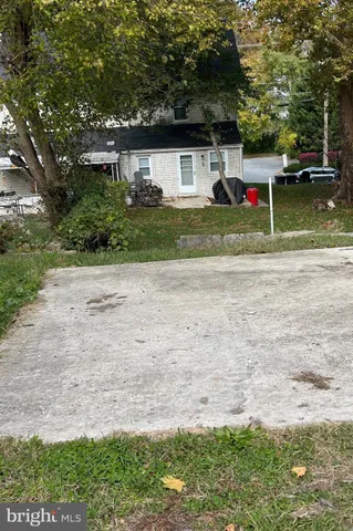 $210,000 | 18 Front Street, Mohnton, PA 19540