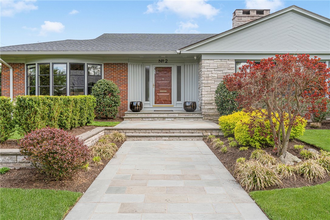 2 Harian Road Providence, RI 02906 - Photo 2 of 50