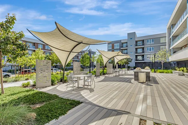 a view of outdoor space yard deck and patio