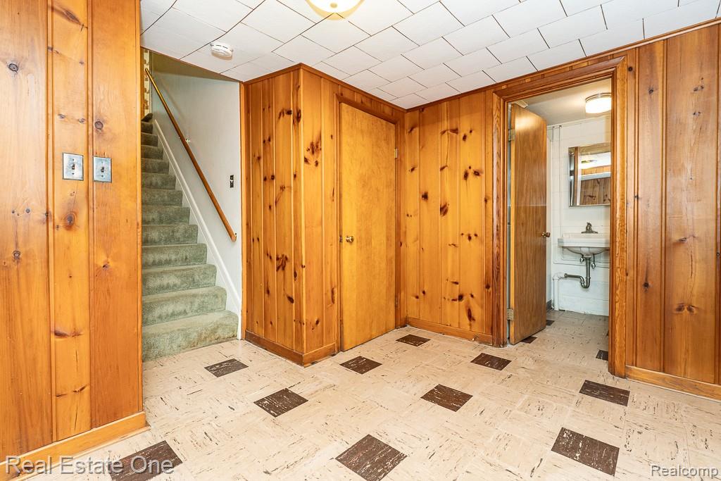 515 Whims Lane Rochester, MI 48306 - Photo 26 of 47 Gallery Image 26