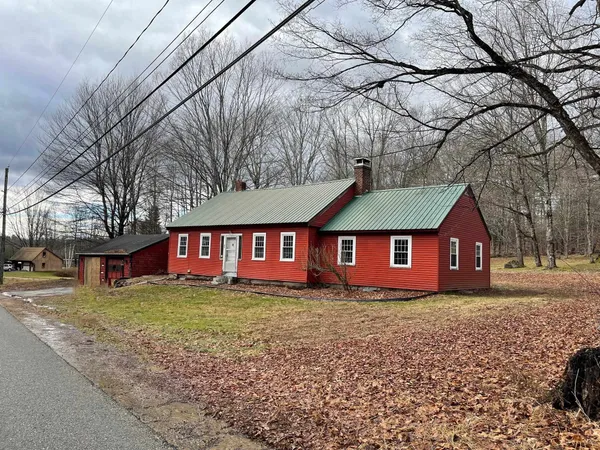 $299,000 | 62 Town House Road, New Hampton, NH 03256