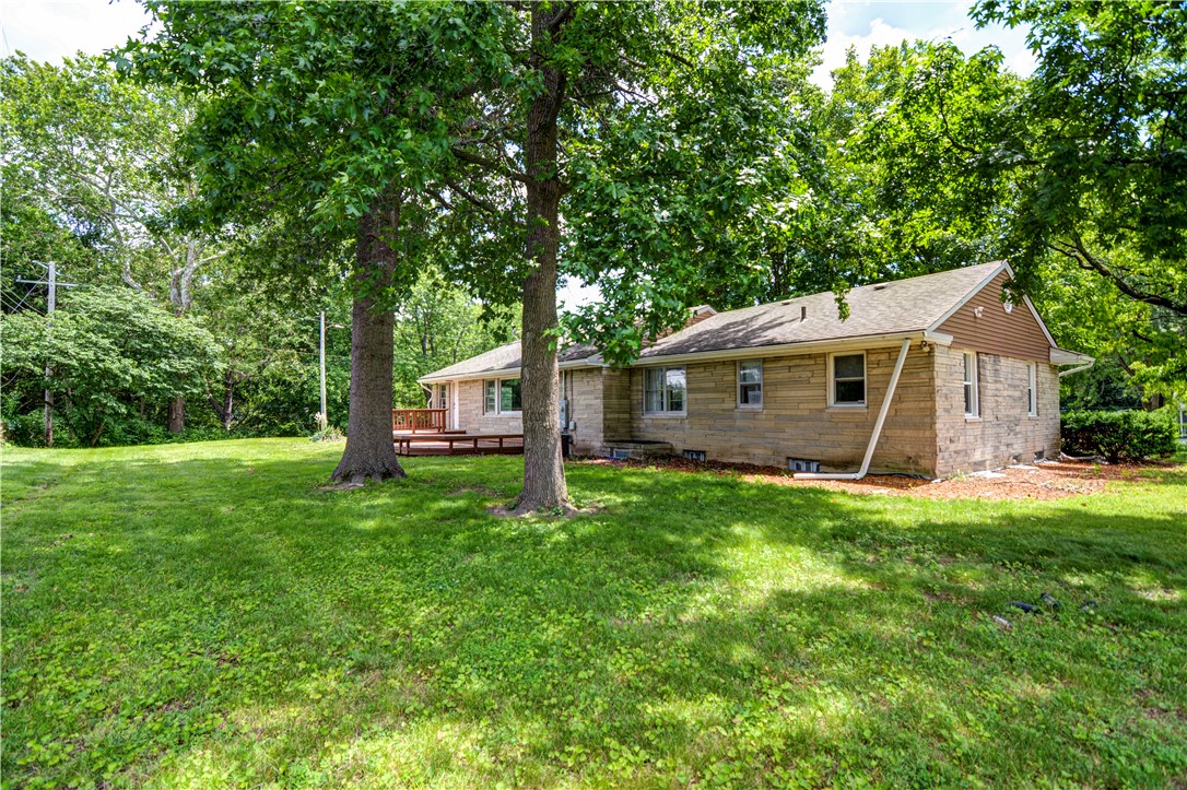 8 Northeast Carroll Drive Decatur, IL 62526 - Photo 28 of 32 Gallery Image 28