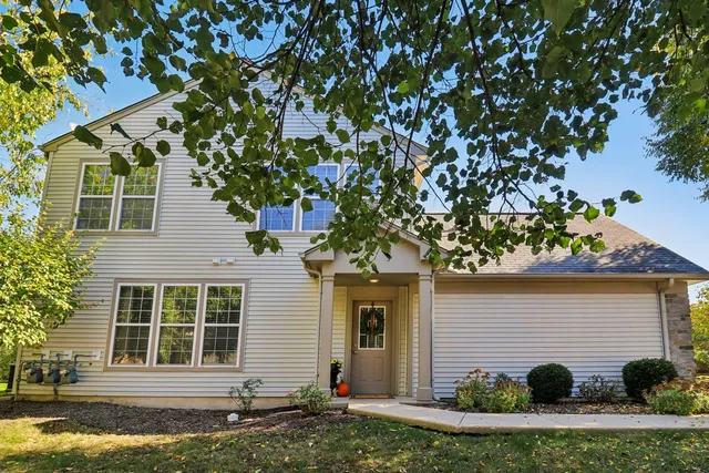$265,000 | 545 Metropolitan Street, Aurora, IL 60502