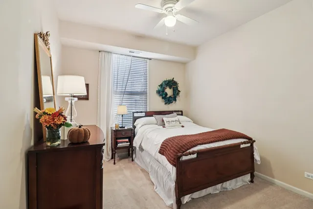 $265,000 | 545 Metropolitan Street, Aurora, IL 60502