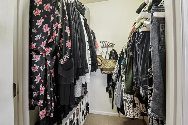 $265,000 | 545 Metropolitan Street, Aurora, IL 60502