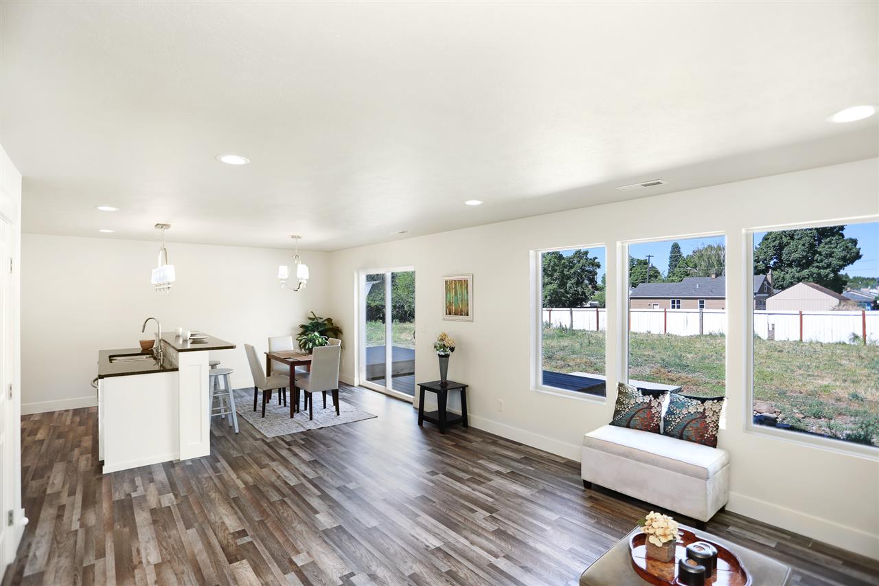 821 North Johnson Road, Unit 823 Spokane Valley, WA 99206 - Photo 4 of 20 Gallery Image 4