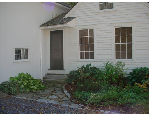 18 Dawley Road Westminster, MA 01473 - Photo 3 of 28 Gallery Image 3