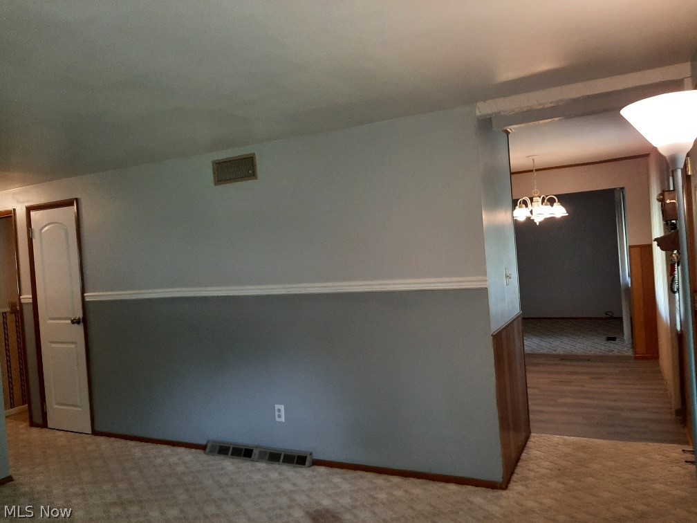 2374 North Road Southeast Warren, OH 44484 - Photo 8 of 28 Gallery Image 8