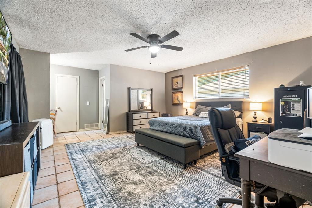 1107 Griffith Avenue Terrell, TX 75160 - Photo 8 of 22
