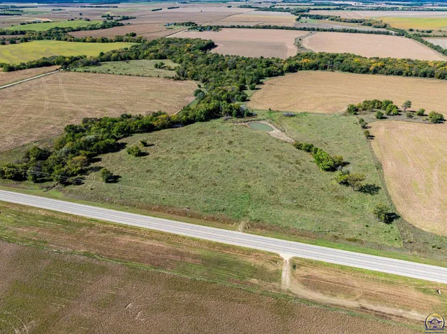 $1 | 0 10th Road, Clay Center, KS 67432