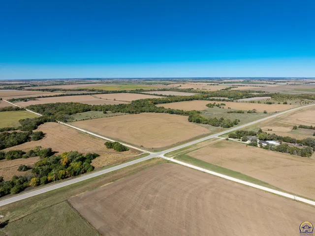 $1 | 0 10th Road, Clay Center, KS 67432