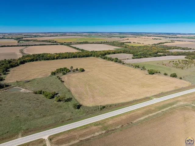 $1 | 0 10th Road, Clay Center, KS 67432