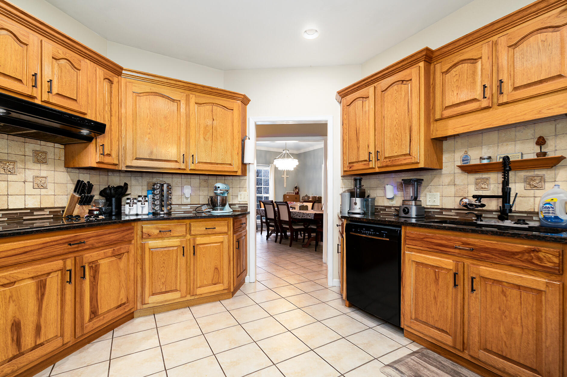 1295 Walston Street Dalton, GA 30720 - Photo 11 of 39 Kitchen 4