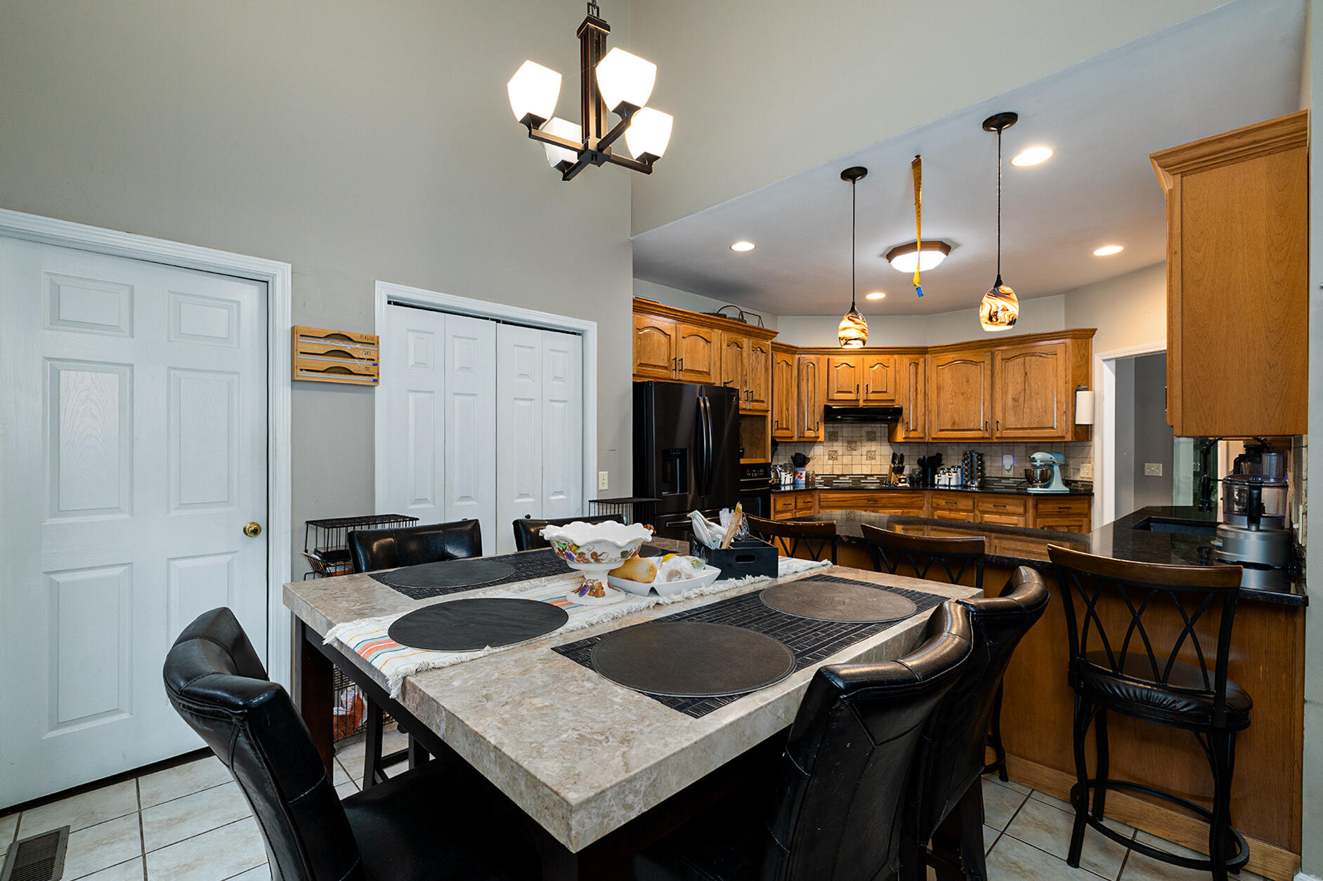 1295 Walston Street Dalton, GA 30720 - Photo 13 of 39 Dining 4