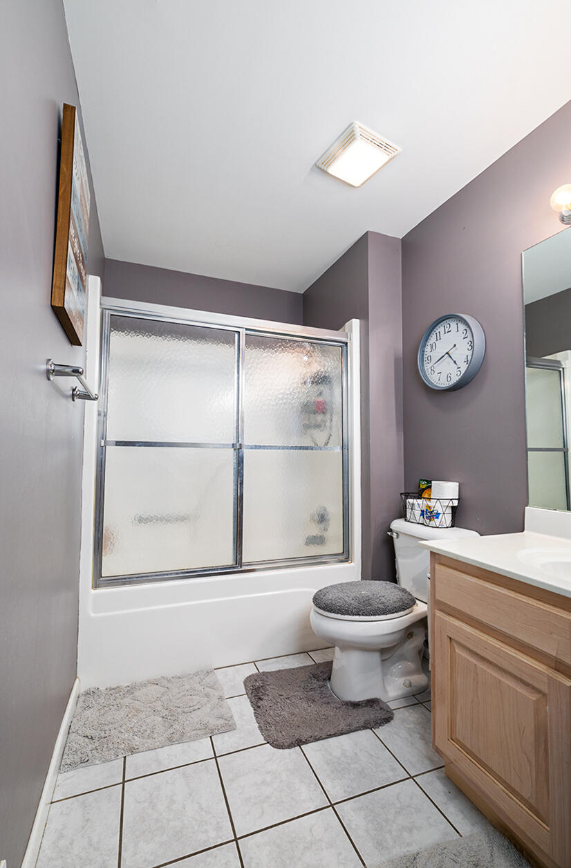 1295 Walston Street Dalton, GA 30720 - Photo 32 of 39 Upstairs BR1