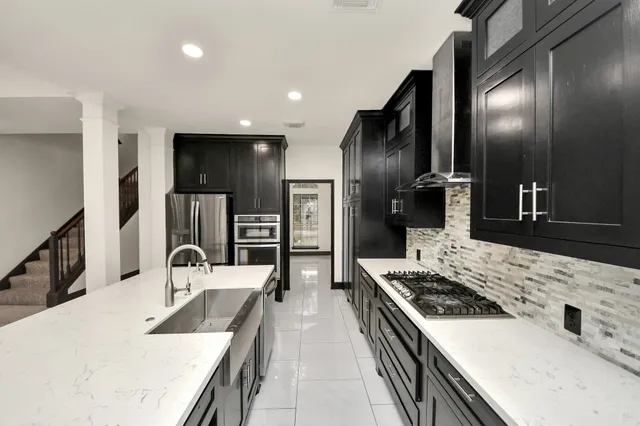 $3,000 | 5810 Windy Knoll Lane, Rosharon, TX 77583