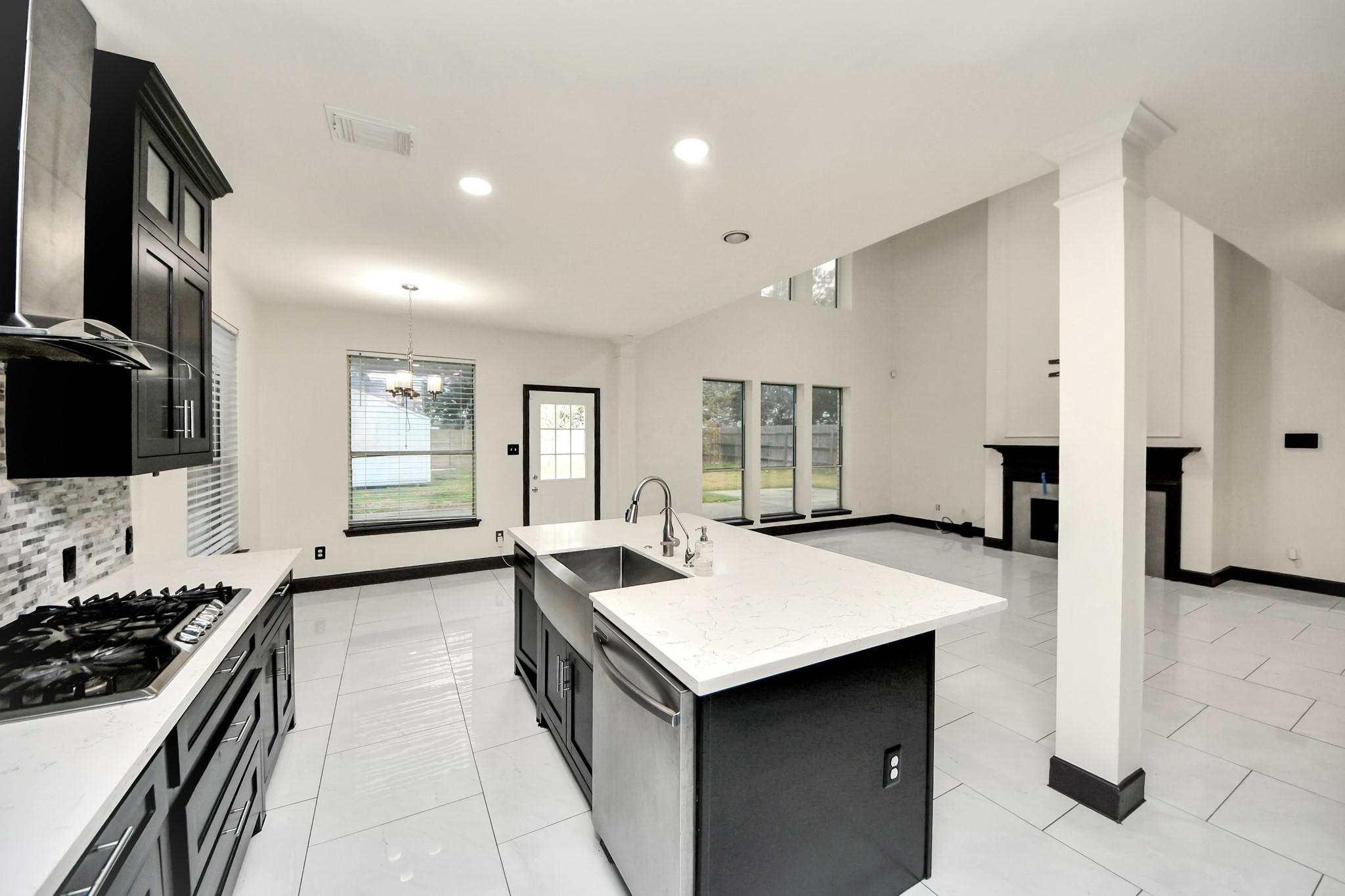 5810 Windy Knoll Lane Rosharon, TX 77583 - Photo 17 of 45