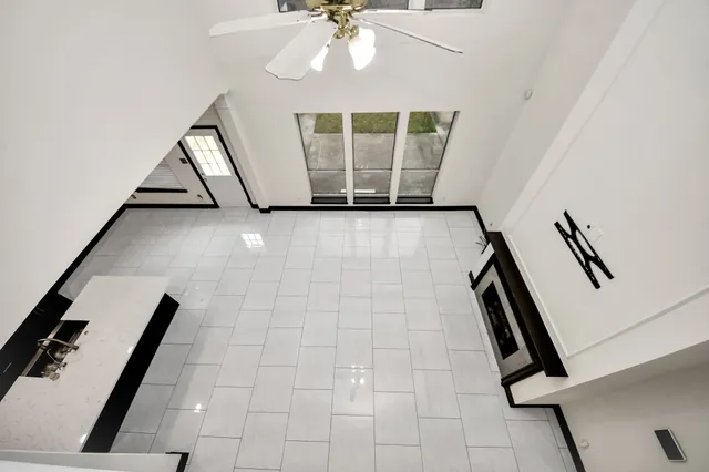 $3,000 | 5810 Windy Knoll Lane, Rosharon, TX 77583