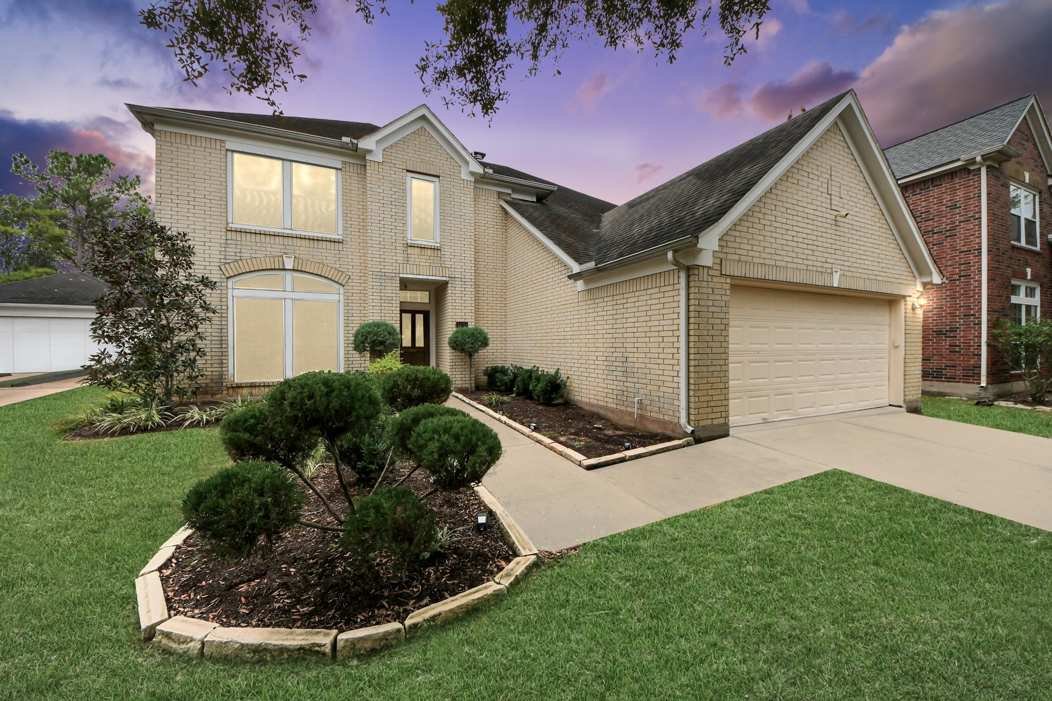 5810 Windy Knoll Lane Rosharon, TX 77583 - Photo 2 of 45