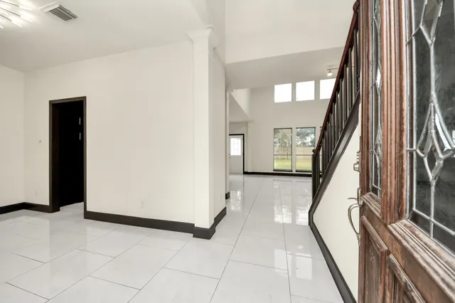 $3,000 | 5810 Windy Knoll Lane, Rosharon, TX 77583