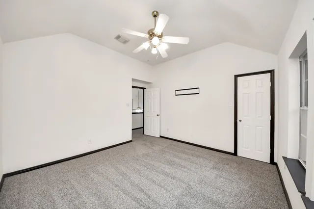 $3,000 | 5810 Windy Knoll Lane, Rosharon, TX 77583