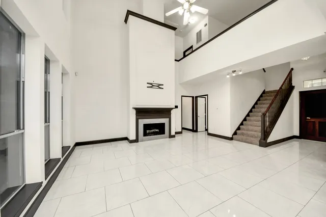 $3,000 | 5810 Windy Knoll Lane, Rosharon, TX 77583