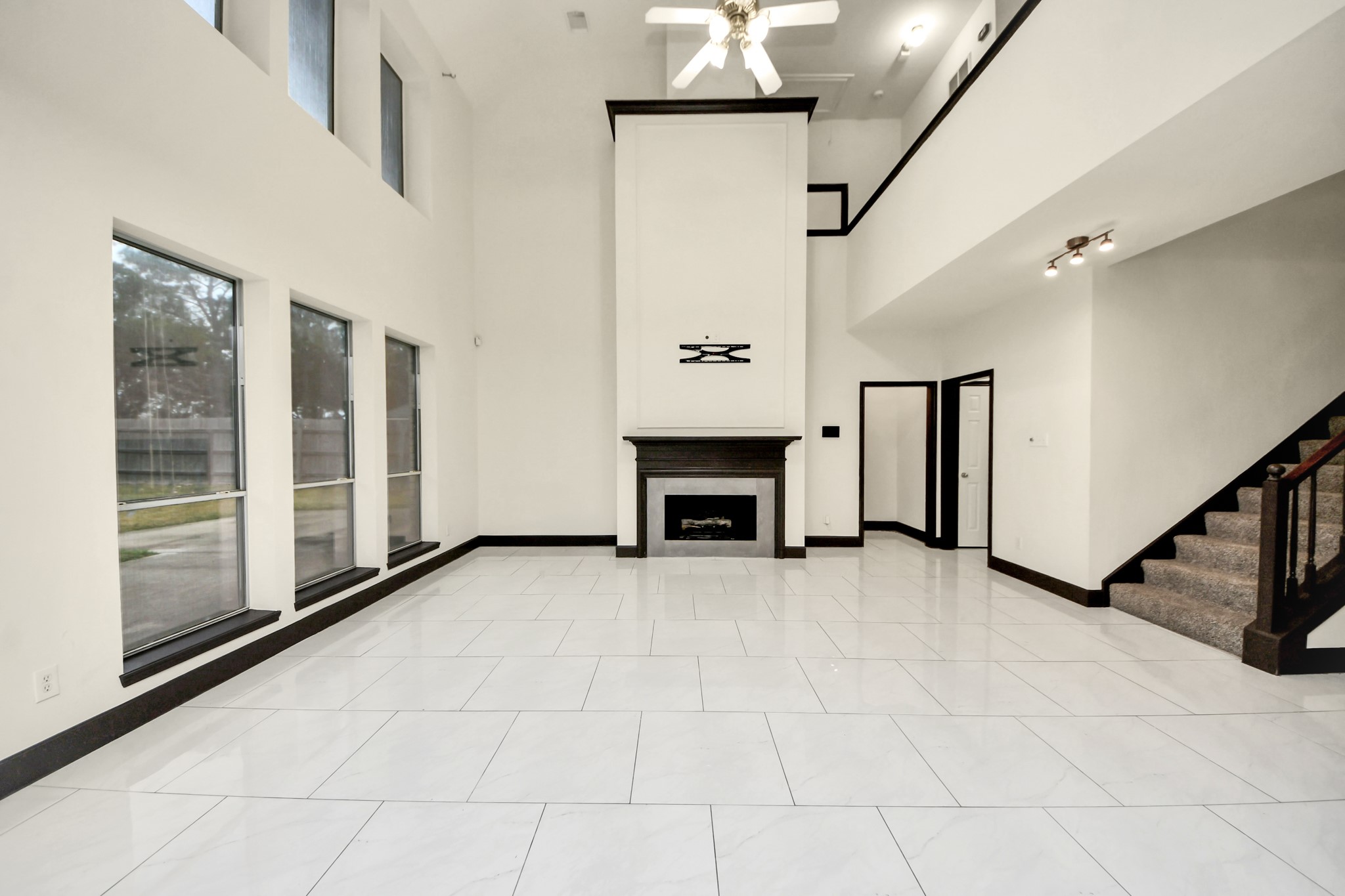 5810 Windy Knoll Lane Rosharon, TX 77583 - Photo 7 of 45