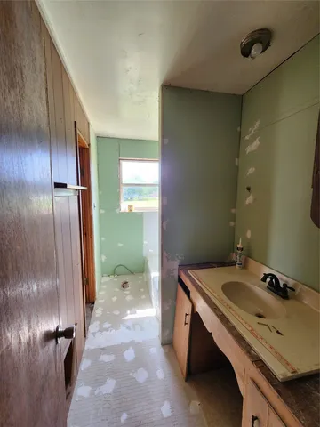 $250,000 | 200 Nature Drive, Burnet, TX 78611