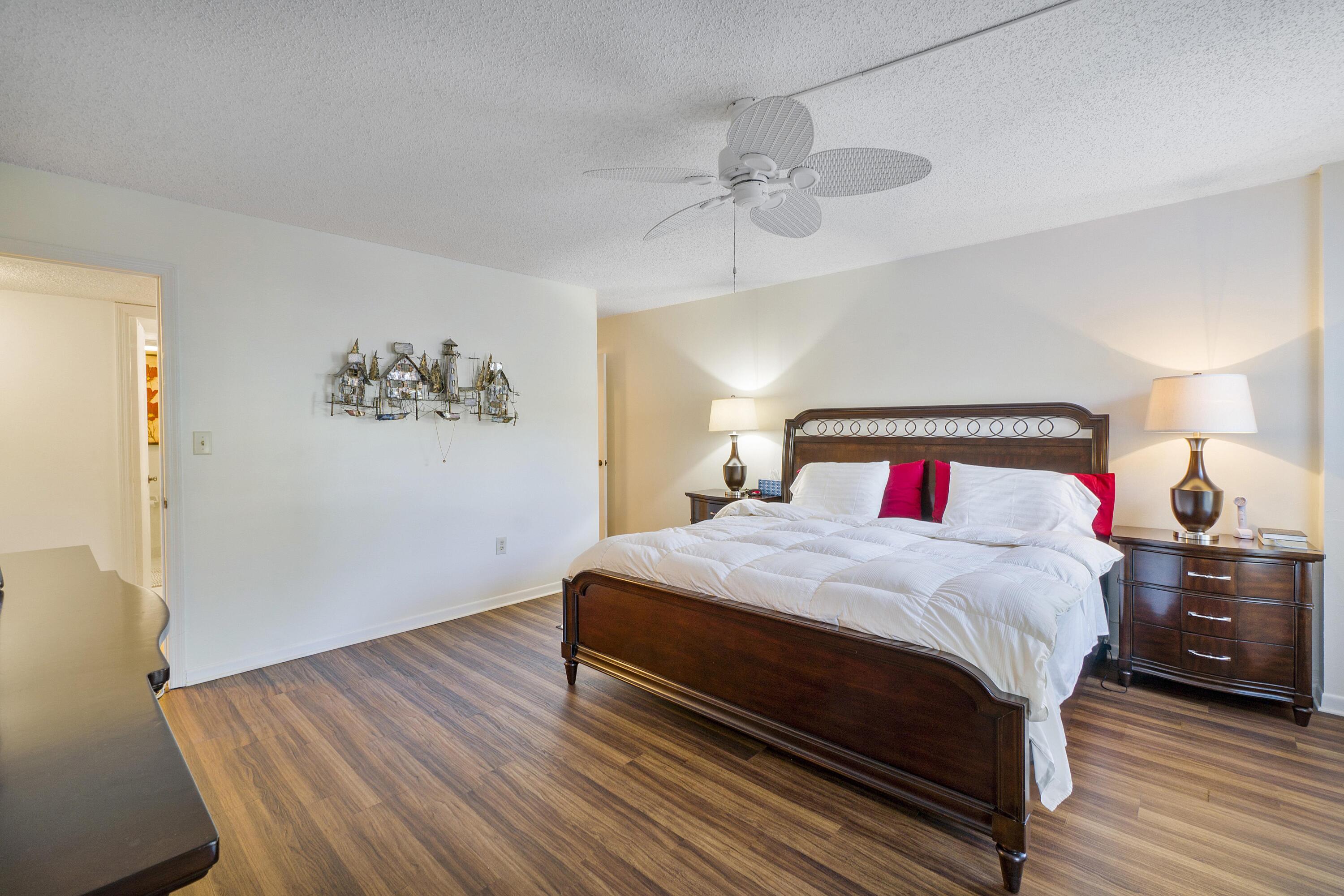 951 De Soto Road, Unit 135 Boca Raton, FL 33432 - Photo 11 of 36 Primary Suite