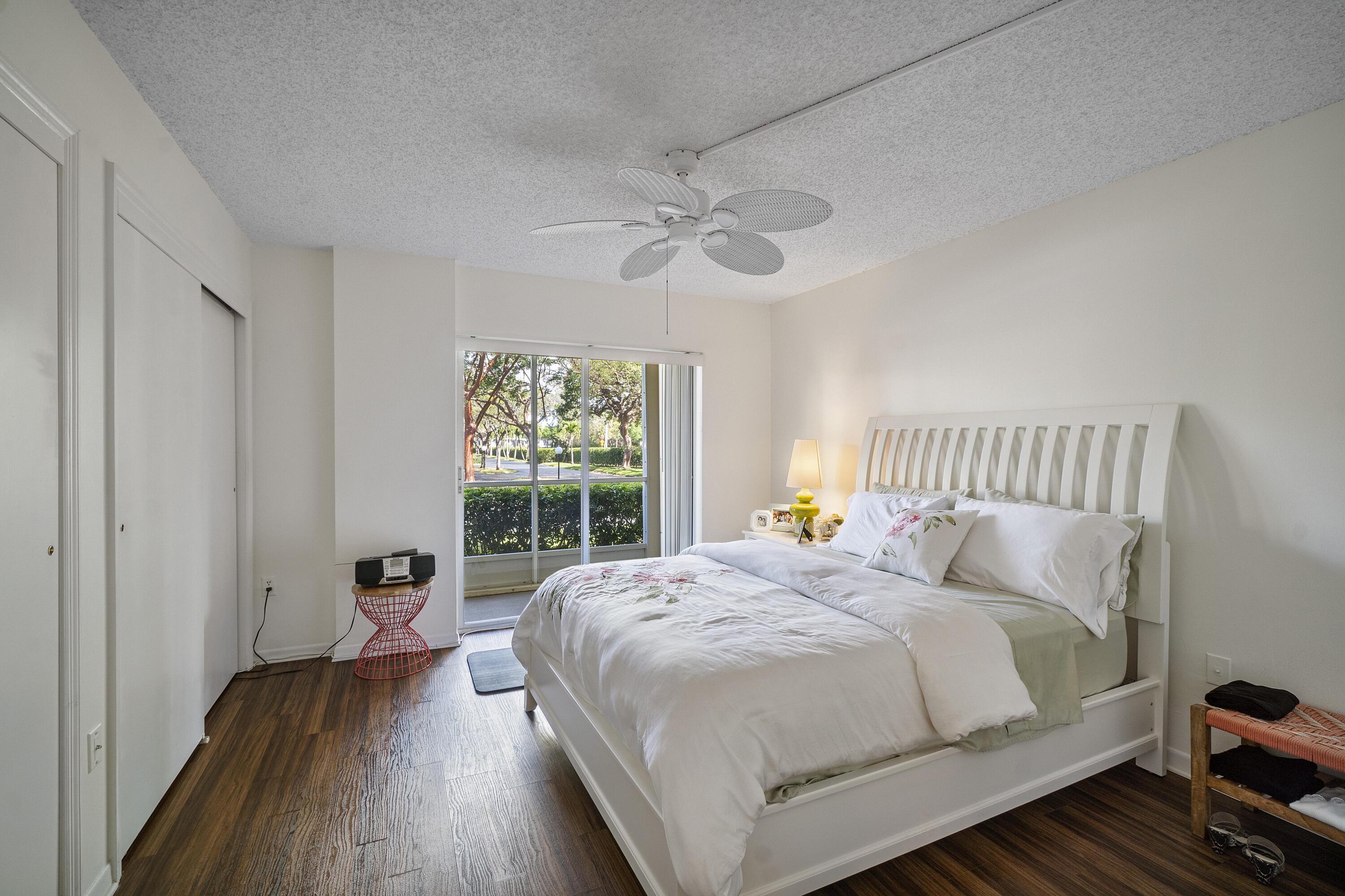 951 De Soto Road, Unit 135 Boca Raton, FL 33432 - Photo 14 of 36 Guest Bedroom