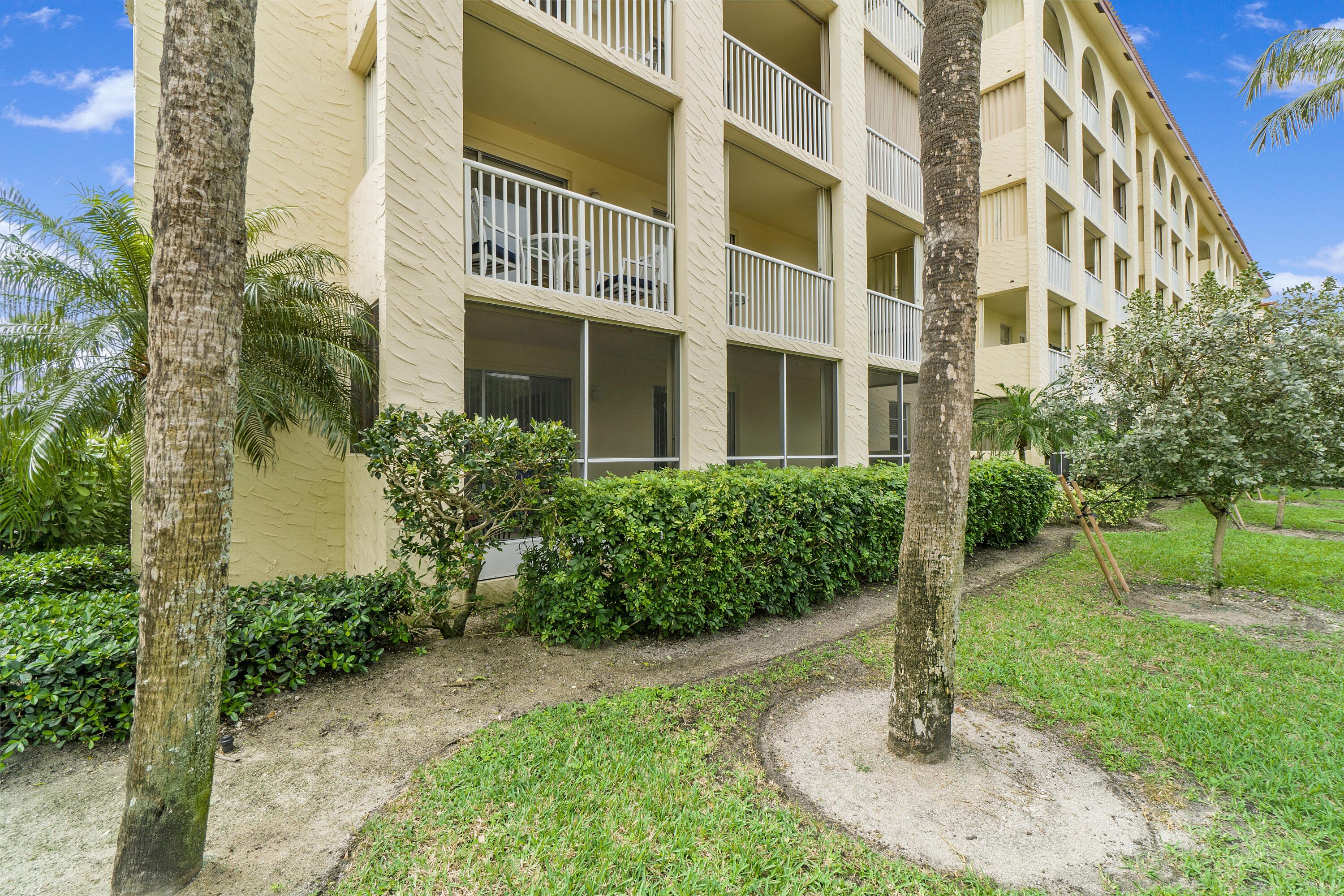 951 De Soto Road, Unit 135 Boca Raton, FL 33432 - Photo 21 of 36 Apt 135