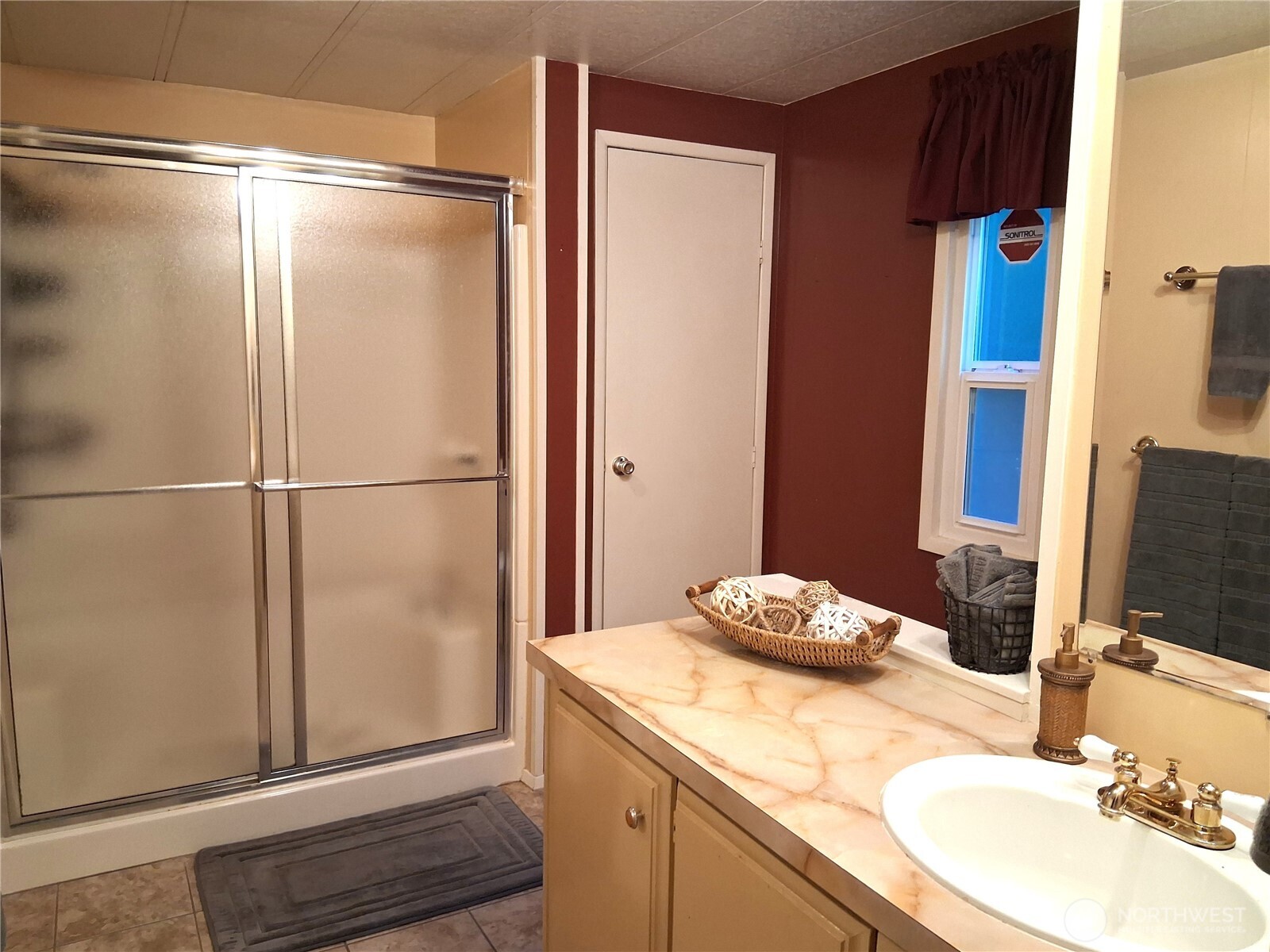 815 124th Street Southwest, Unit 36 Everett, WA 98204 - Photo 23 of 32