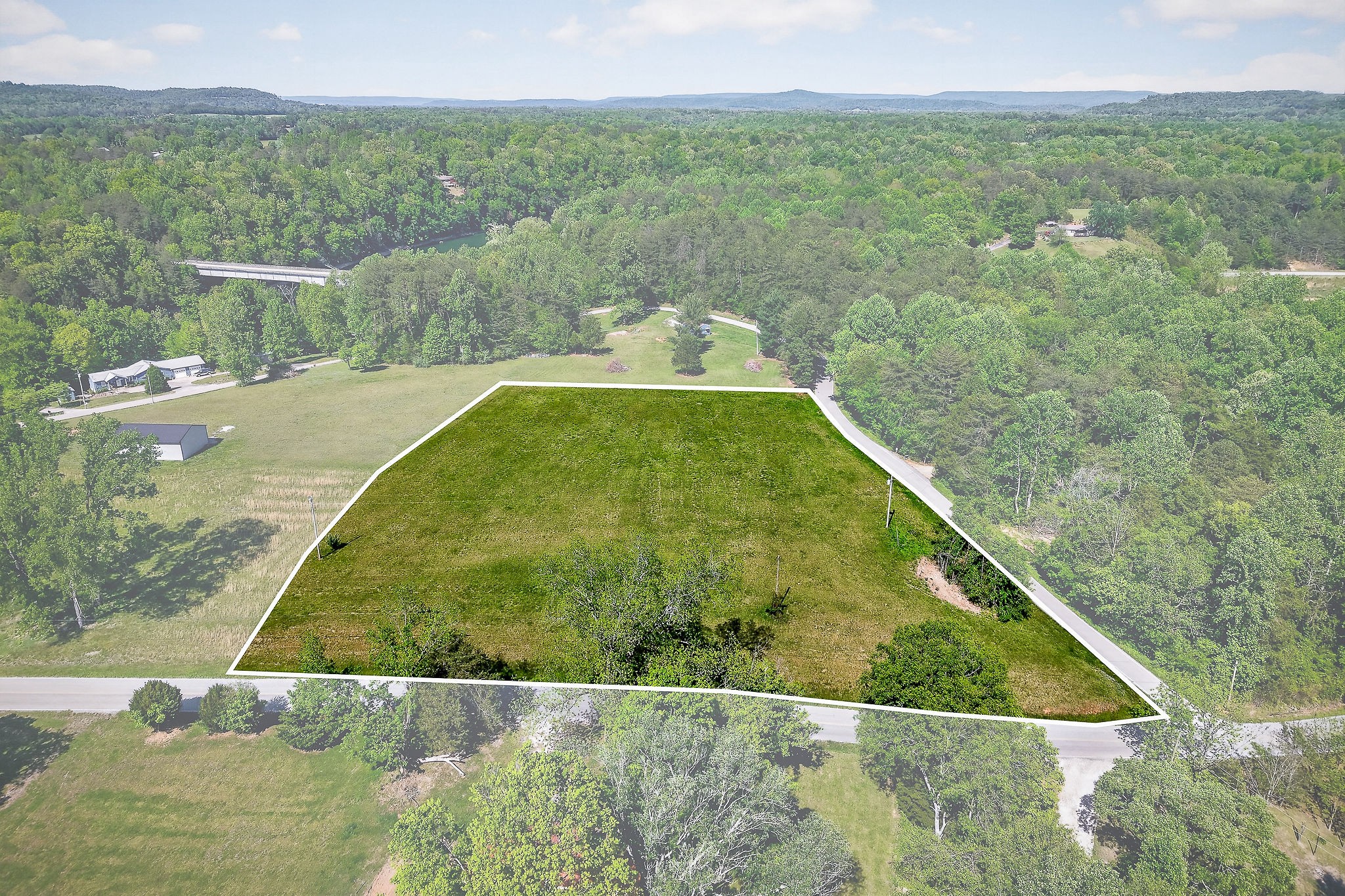 0 Sparkman Town Road Doyle, TN 38559 - Photo 4 of 11 a view of a back yard
