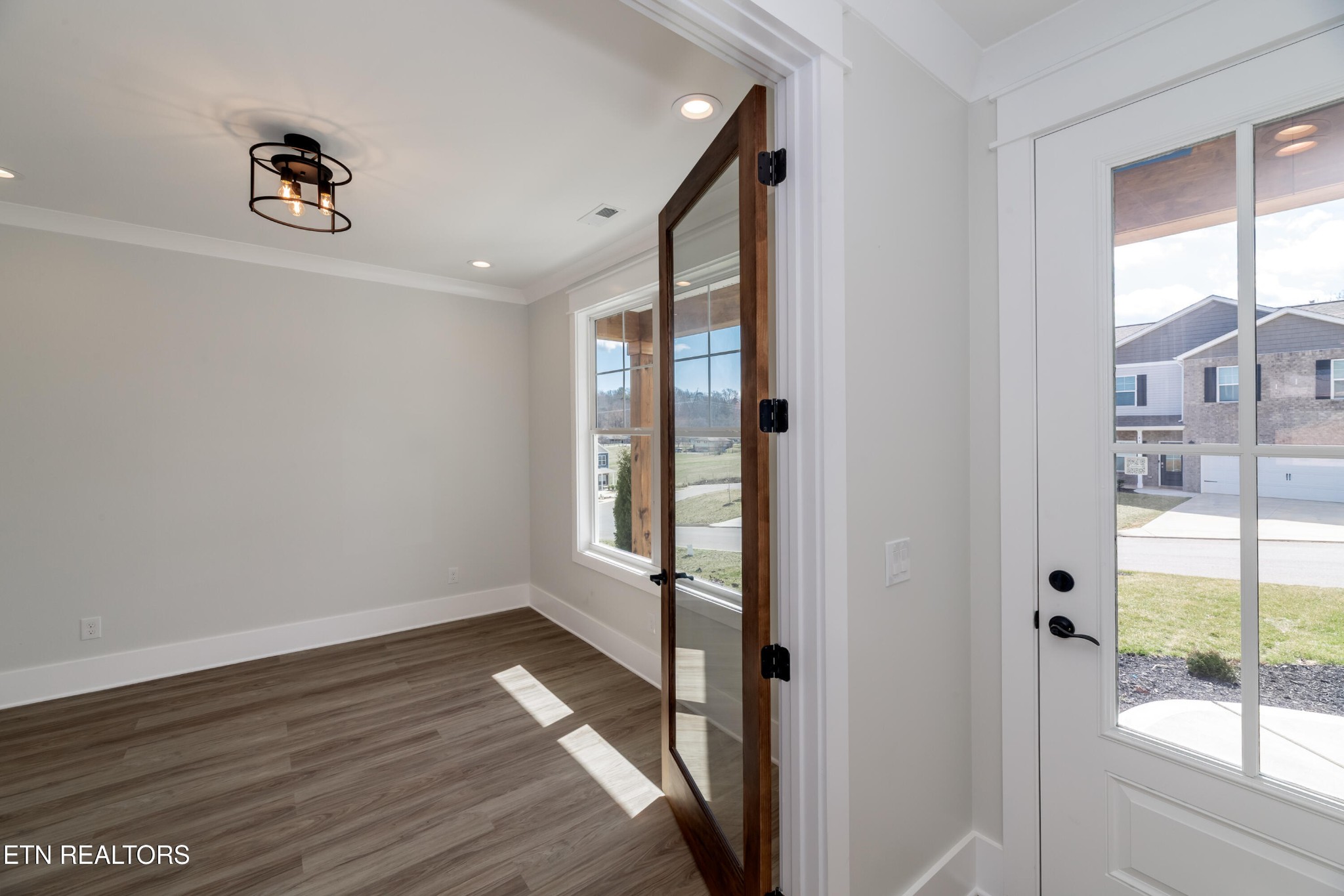 4718 Finley Rdg Lane Knoxville, TN 37921 - Photo 6 of 59 Gallery Image 6